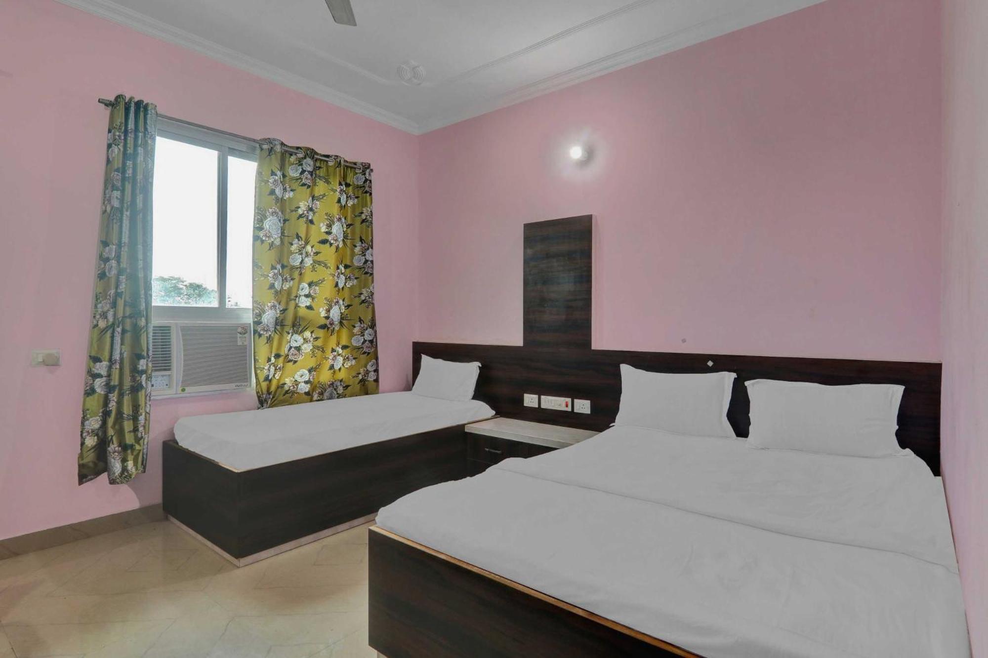 Hotel Flagship Shree Kashi 3*